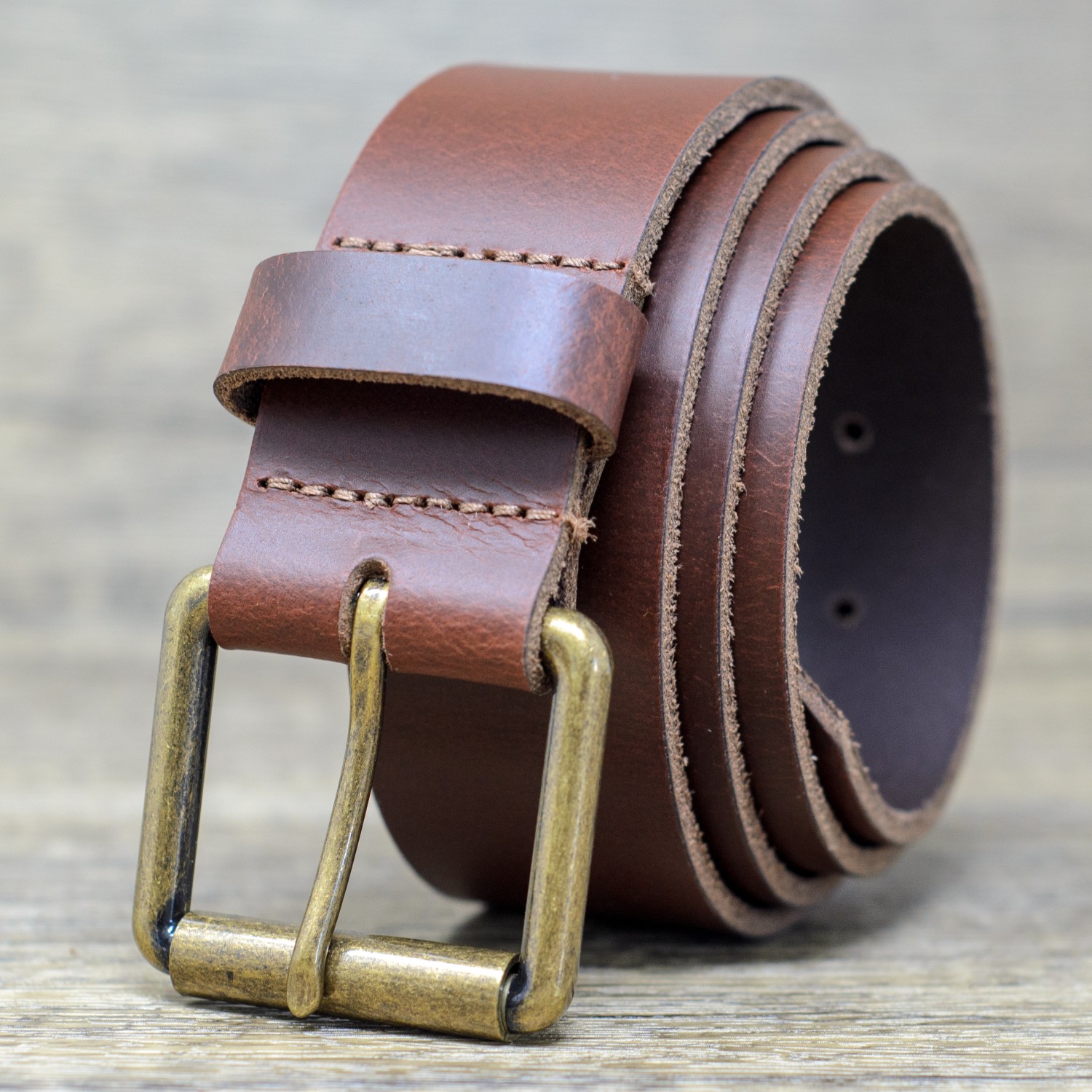 Ashford Ridge Full Hide Leather Belt - 34mm Width, Brass Buckle, Made In England